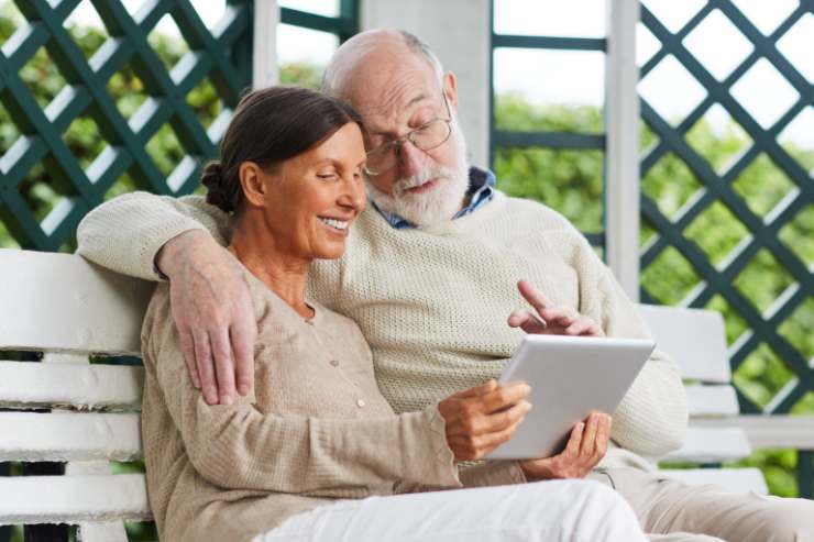 Coppia sposata di pensionati